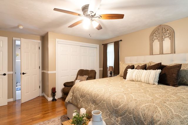 55 S Shore Dr, Sturbridge, MA 01566