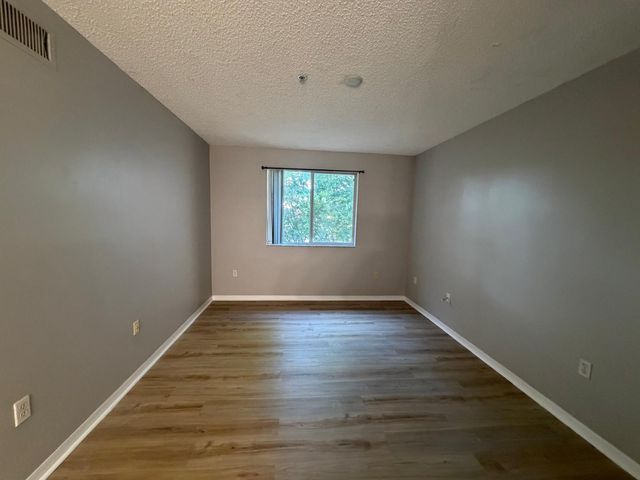3830 LYONS Road 304-3, Coconut Creek, FL 33073