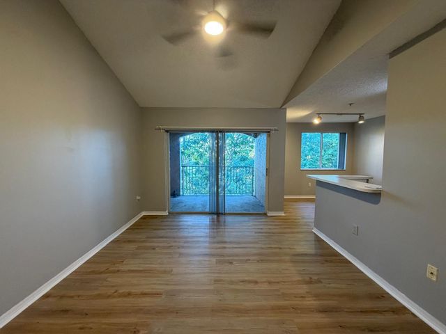 3830 LYONS Road 304-3, Coconut Creek, FL 33073
