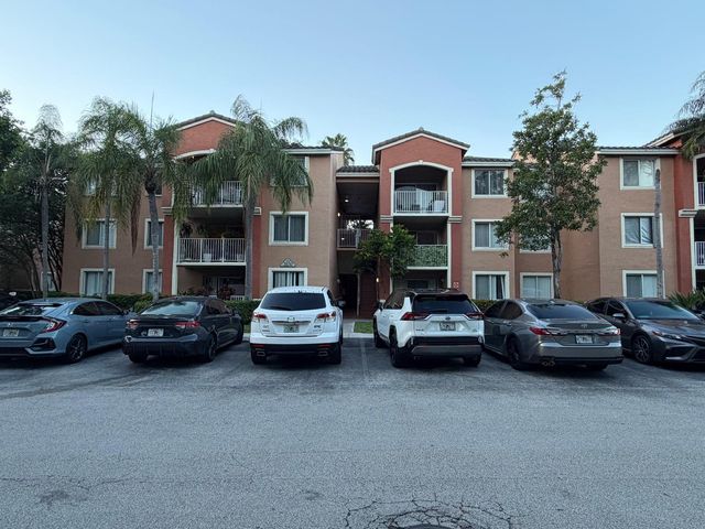 3830 LYONS Road 304-3, Coconut Creek, FL 33073