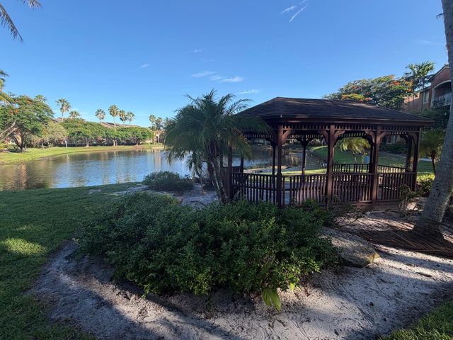 3830 LYONS Road 304-3, Coconut Creek, FL 33073