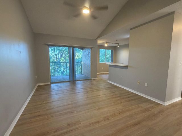3830 LYONS Road 304-3, Coconut Creek, FL 33073