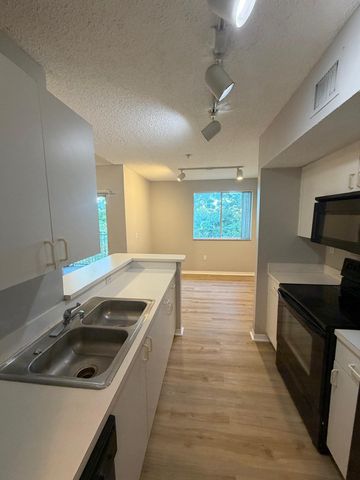 3830 LYONS Road 304-3, Coconut Creek, FL 33073