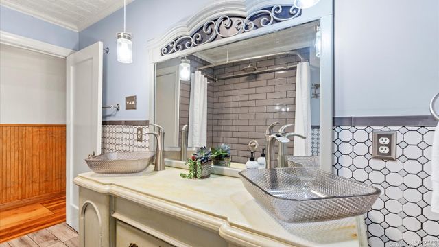 760 Roosevelt, New Braunfels, TX 78130