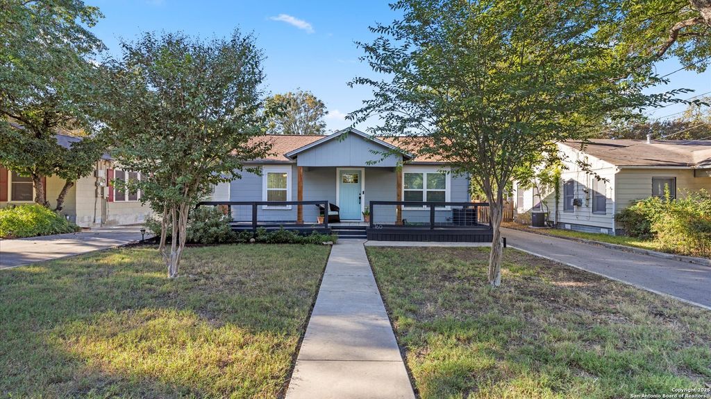 760 Roosevelt, New Braunfels, TX 78130