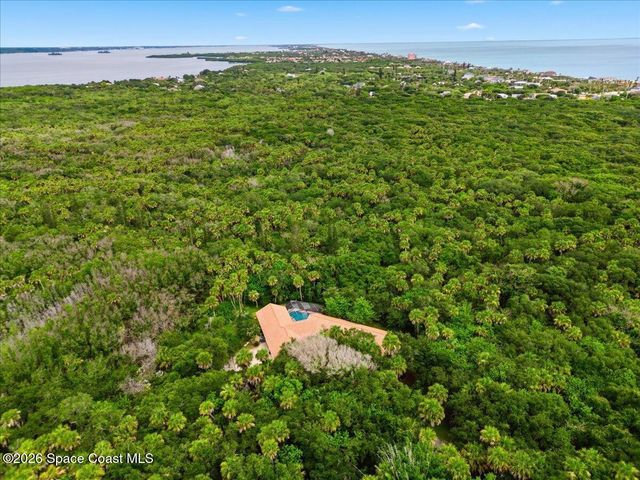 6204 Leeward Lane, Melbourne Beach, FL 32951