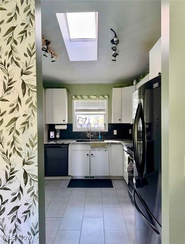 7054 Berry Blossom Drive, Canfield, OH 44406