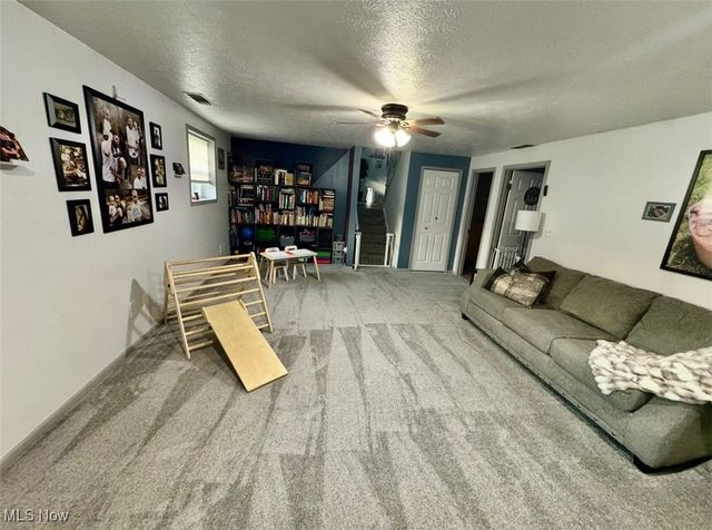 7054 Berry Blossom Drive, Canfield, OH 44406