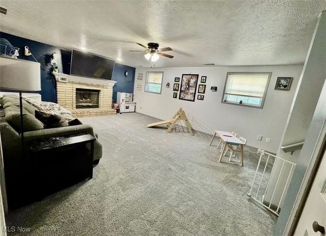 7054 Berry Blossom Drive, Canfield, OH 44406