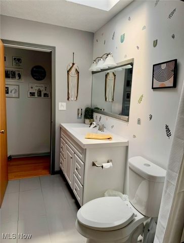 7054 Berry Blossom Drive, Canfield, OH 44406