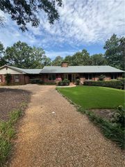 111 Tanglewood Drive, Cartersville, GA 30120