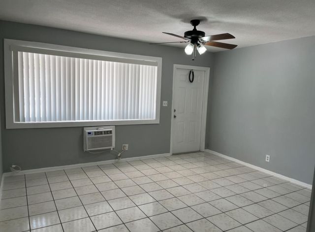 1241 SE 3RD Street 1-4, Deerfield Beach, FL 33441