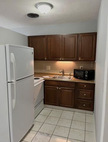 1241 SE 3RD Street 1-4, Deerfield Beach, FL 33441