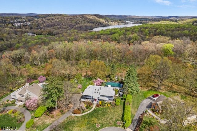 4 Chadwick Ct, Denville Twp., NJ 07834