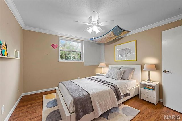 916 Claytonbrook Drive 1, Ballwin, MO 63011