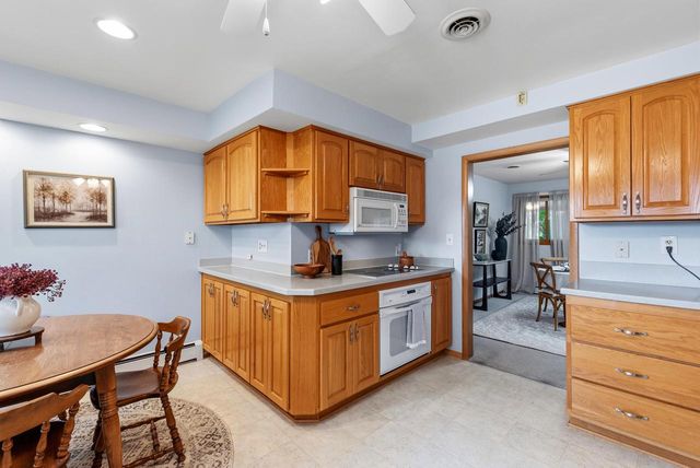 811 Hine AVENUE, Waukesha, WI 53188