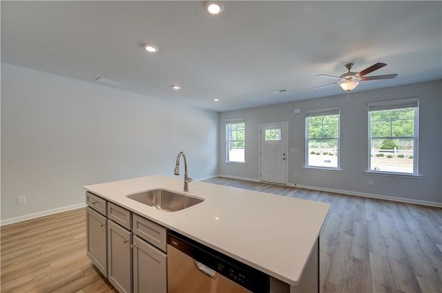 148 Flier Drive, Mcdonough, GA 30253