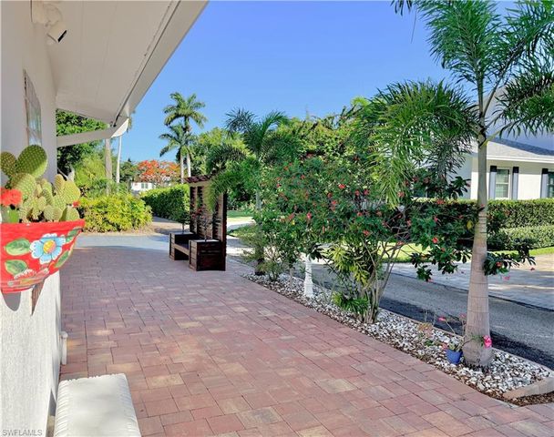 2702 McGregor BLVD, Fort Myers, FL 33901
