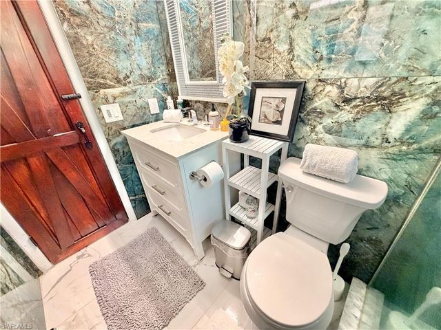 2702 McGregor BLVD, Fort Myers, FL 33901