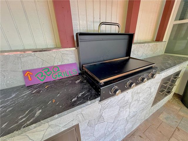 2702 McGregor BLVD, Fort Myers, FL 33901