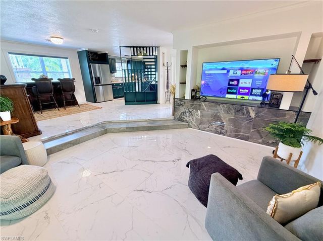 2702 McGregor BLVD, Fort Myers, FL 33901