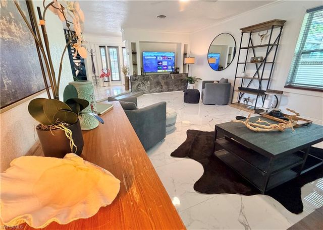2702 McGregor BLVD, Fort Myers, FL 33901