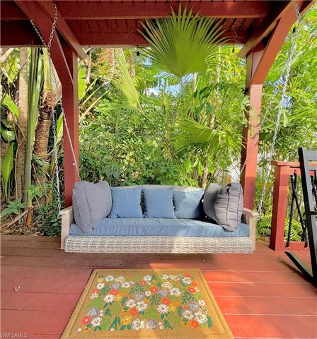 2702 McGregor BLVD, Fort Myers, FL 33901