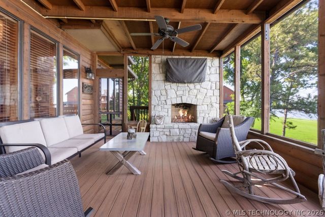 8925 Lake View, Kingston, OK 73439