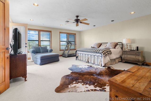 8925 Lake View, Kingston, OK 73439
