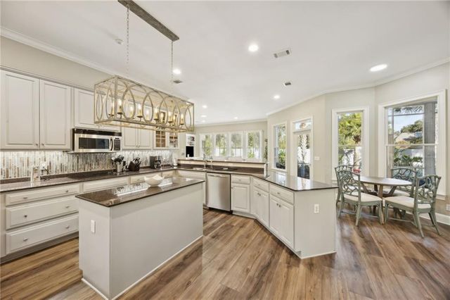 343 Major Wright Road, St. Simons Island, GA 31522
