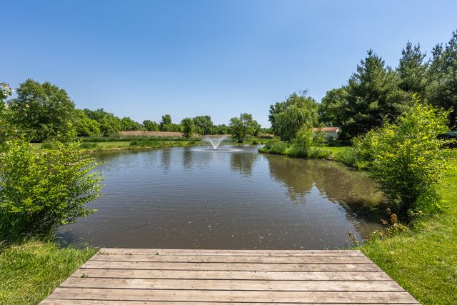 463 40TH Street, East Moline, IL 61244