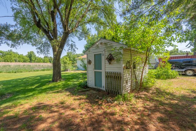 463 40TH Street, East Moline, IL 61244