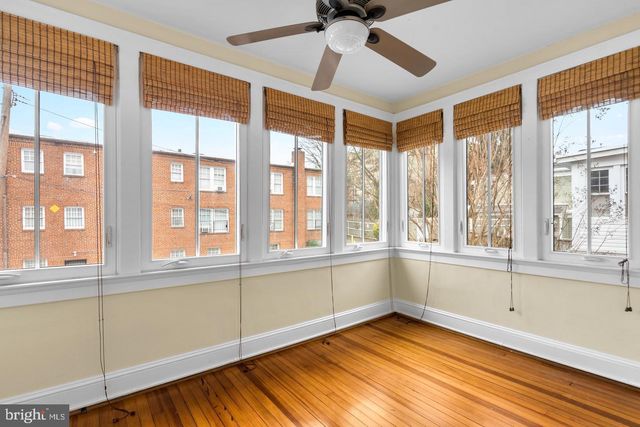 3247 38TH ST NW, Washington, DC 20016