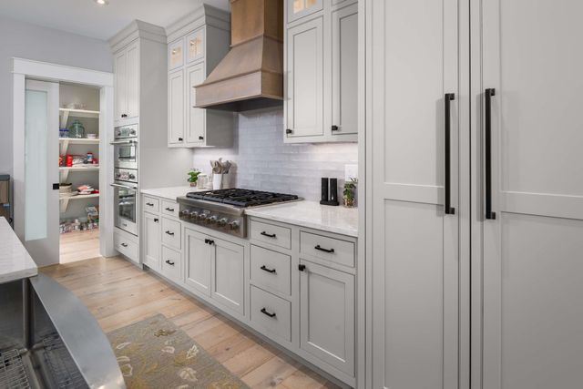 565 York Street, York, ME 03911