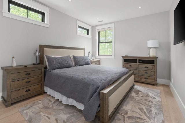 565 York Street, York, ME 03911