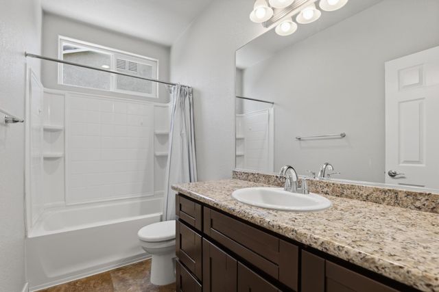 2043 River Wood Dr, Marysville, CA 95901