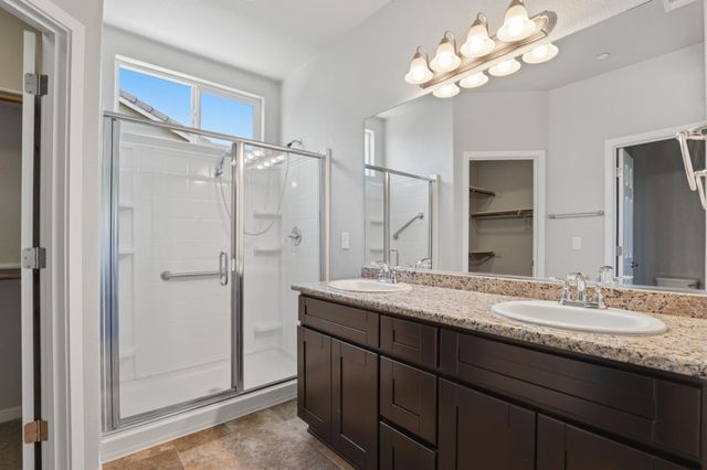 2043 River Wood Dr, Marysville, CA 95901