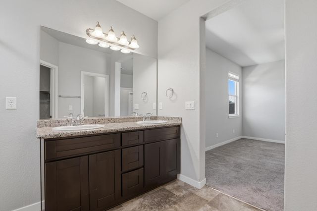 2043 River Wood Dr, Marysville, CA 95901