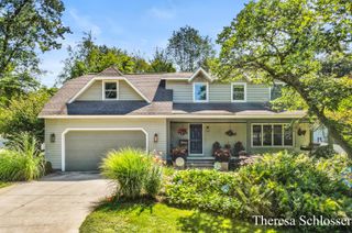 7976 Pine Edge Court Se, Caledonia Twp, MI 49302