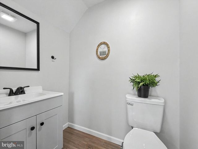 201 E MAIN STREET ST, Shiremanstown, PA 17011
