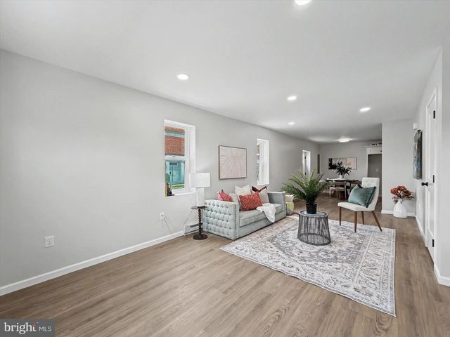 201 E MAIN STREET ST, Shiremanstown, PA 17011