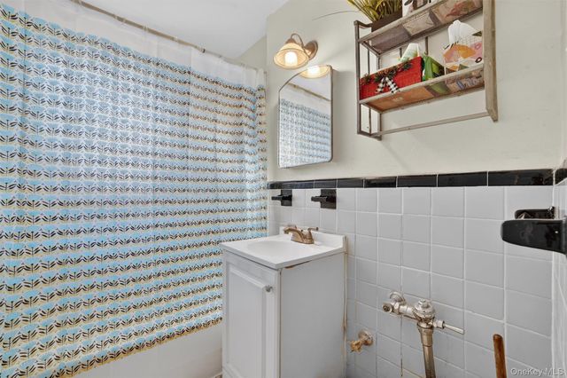 2 Fisher Drive 318, Mount Vernon, NY 10552