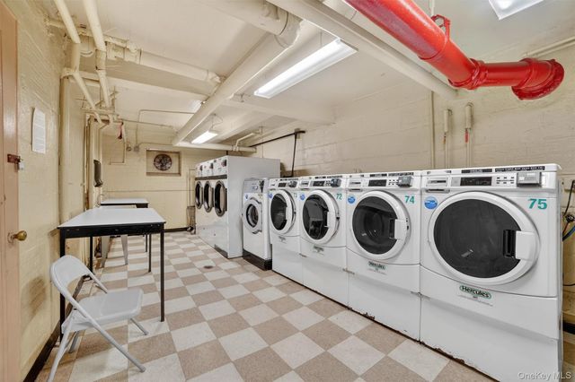 2 Fisher Drive 318, Mount Vernon, NY 10552