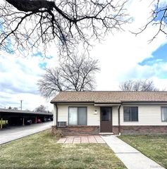 30010 Utica Road 16, Roseville, MI 48066