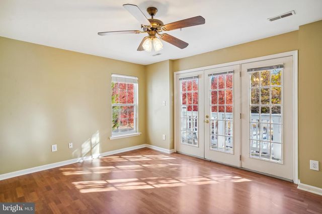 5 CARAVAN CT, Germantown, MD 20874