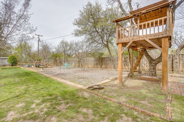 6732 Fortune Road, Fort Worth, TX 76116