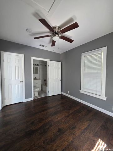 930 E Grayson St Apt 1, San Antonio, TX 78208