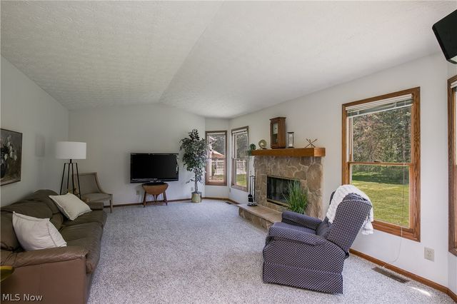 1424 Timbertop Drive, Tallmadge, OH 44278
