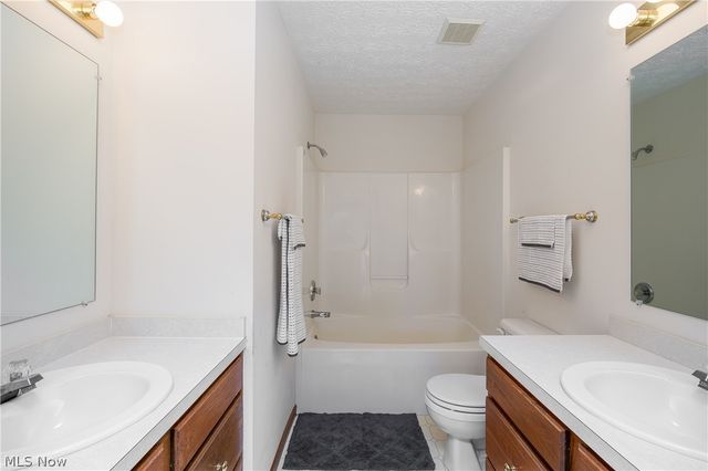 1424 Timbertop Drive, Tallmadge, OH 44278