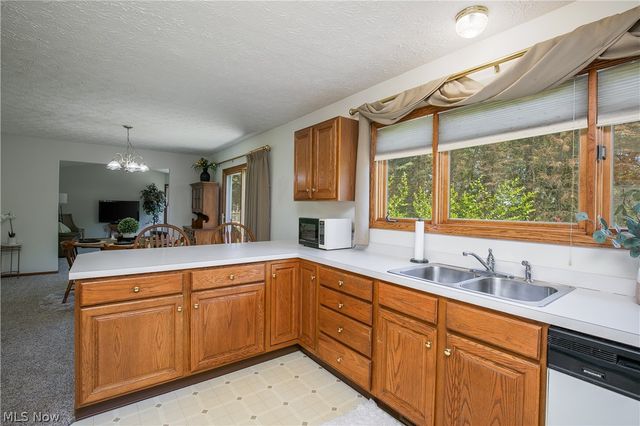 1424 Timbertop Drive, Tallmadge, OH 44278